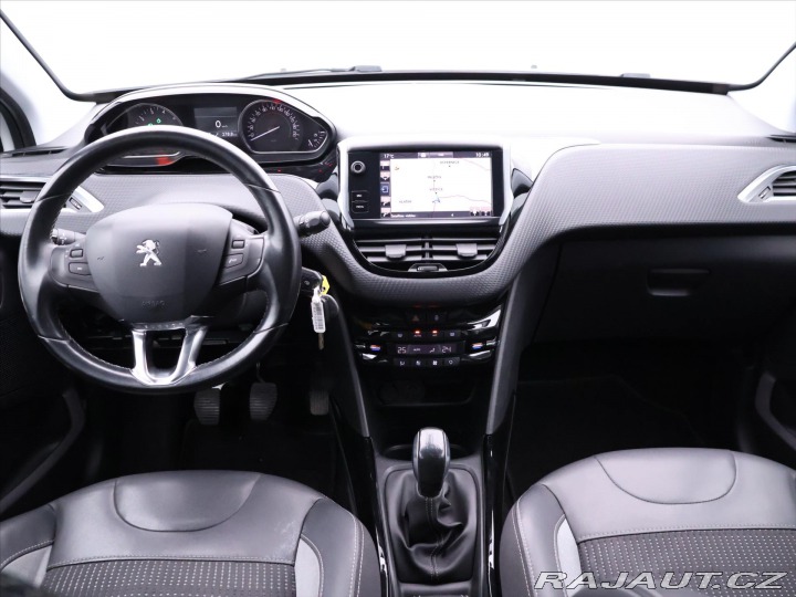 Peugeot 2008 1,2 VTi Allure Kůže Tempo 2017