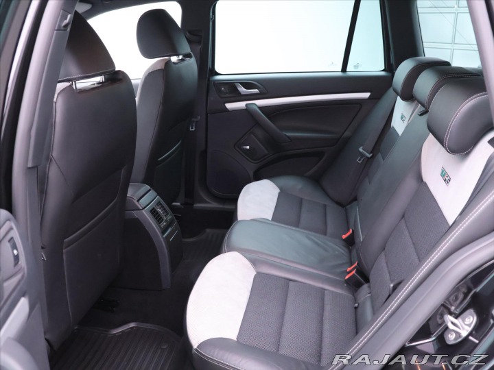 Škoda Octavia 2,0 TSI RS 147kW DSG Xeno 2011