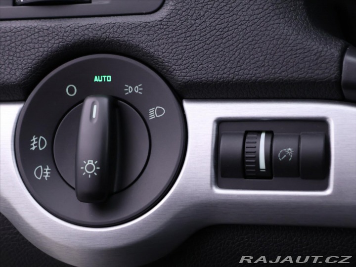 Škoda Octavia 2,0 TSI RS 147kW DSG Xeno 2011