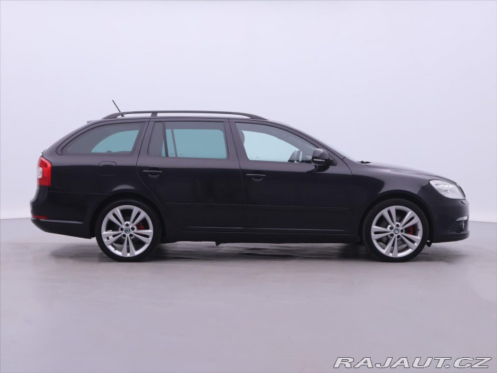 Škoda Octavia 2,0 TSI RS 147kW DSG Xeno 2011