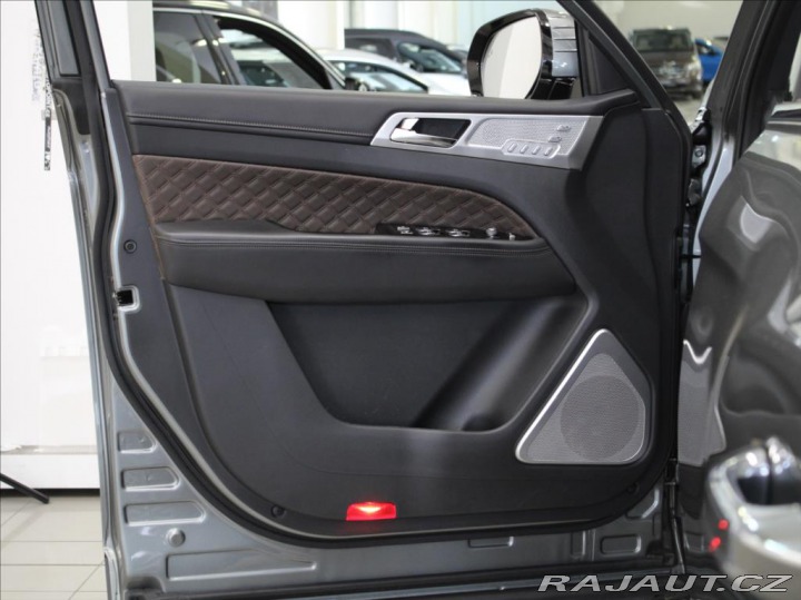 SsangYong Rexton 2,2 D 4x4 AT Premium 7 mí 2023