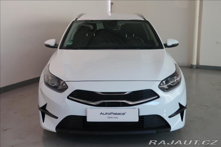 Kia Ceed 1,6 CRDi 100kW Exclusive 2022