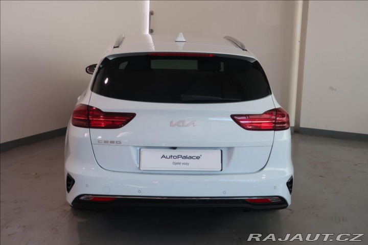Kia Ceed 1,6 CRDi 100kW Exclusive 2022