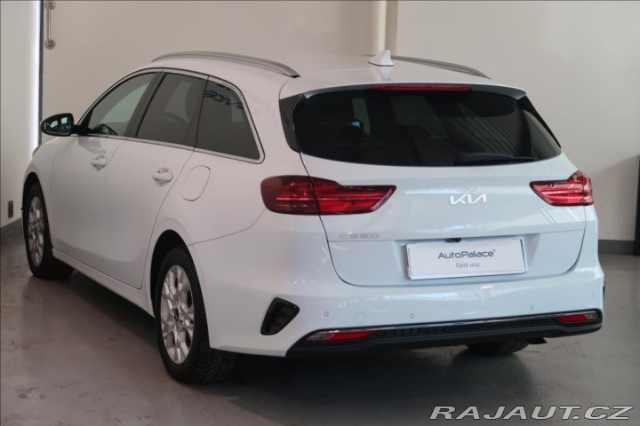 Kia Ceed 1,6 CRDi 100kW Exclusive 2022