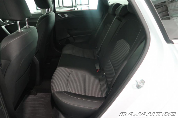 Kia Ceed 1,6 CRDi 100kW Exclusive 2022