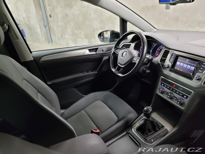 Volkswagen Golf Sportsvan 1.6 TDI, NEZ.TOPENÍ 2014