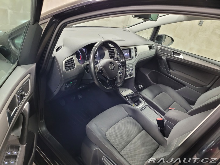 Volkswagen Golf Sportsvan 1.6 TDI, NEZ.TOPENÍ 2014