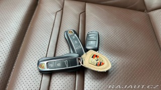 Porsche Panamera 4.0 V8*338kW*GTS*Výbava*D 2019
