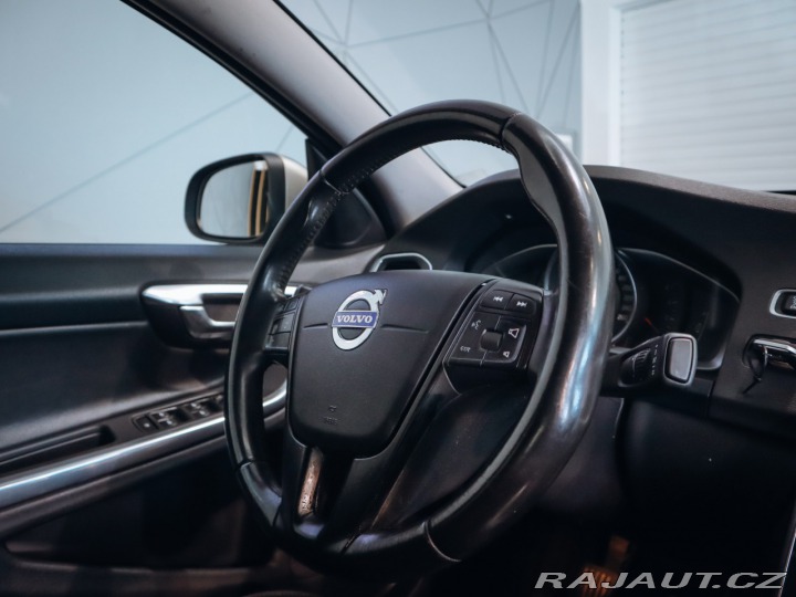 Volvo S60 2.0 D4 Kinetic, Navi 2015