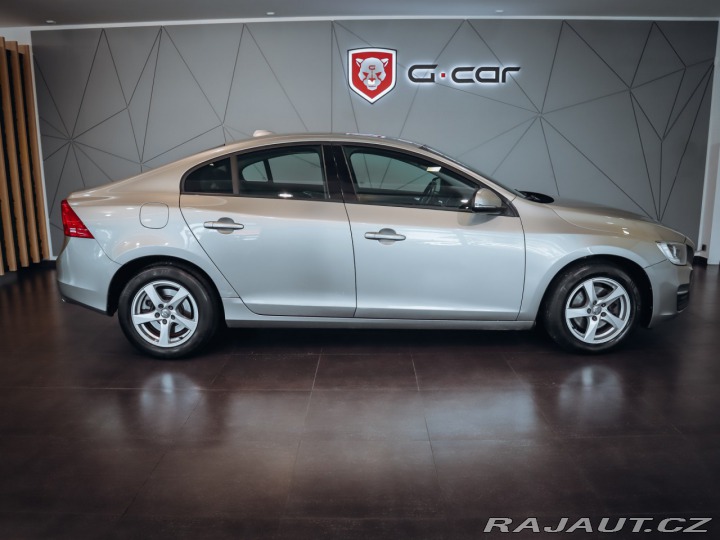 Volvo S60 2.0 D4 Kinetic, Navi 2015