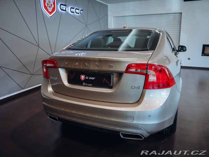 Volvo S60 2.0 D4 Kinetic, Navi 2015