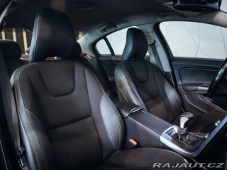 Volvo S60 2.0 D4 Kinetic, Navi 2015