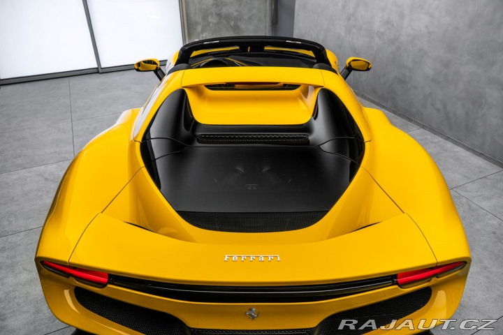 Ferrari 296 GTS Lift, Alcantara, AFS, 2024