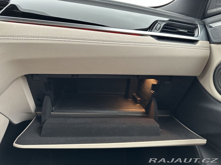 BMW X2 REZERVOVÁNO, xDrive 20i 1 2018