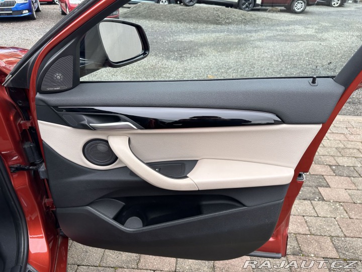 BMW X2 REZERVOVÁNO, xDrive 20i 1 2018