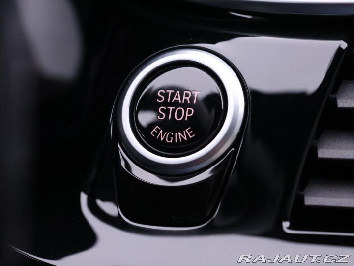BMW 5 3,0 530d xDrive AT Tourin 2021