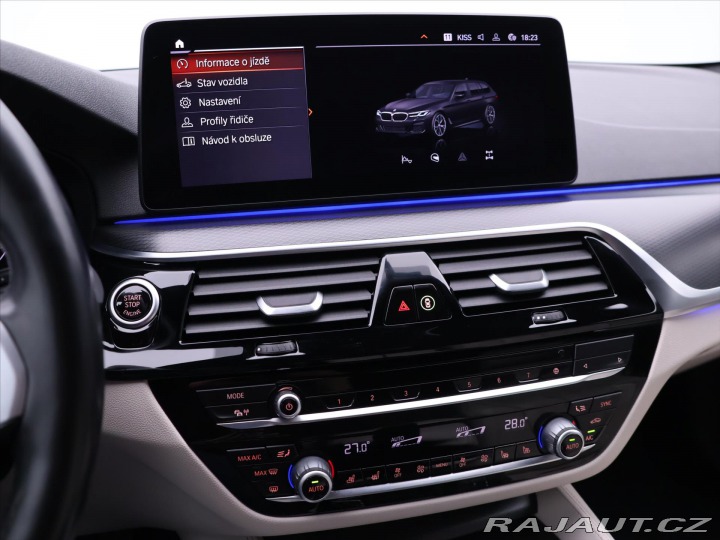 BMW 5 3,0 530d xDrive AT Tourin 2021