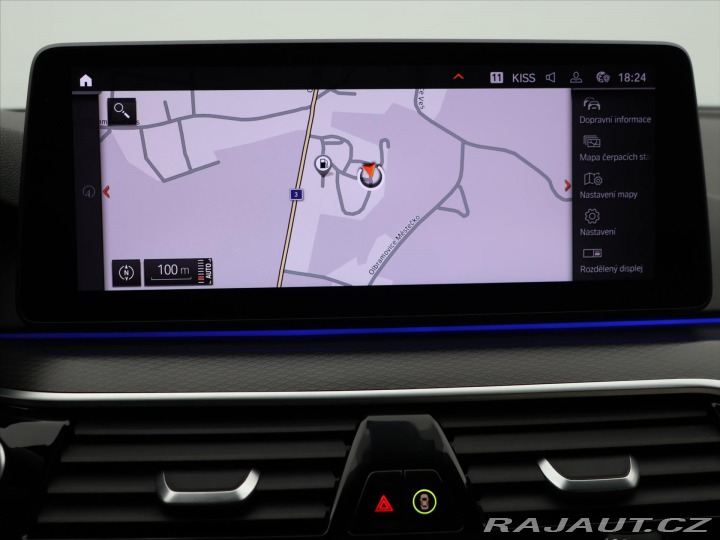 BMW 5 3,0 530d xDrive AT Tourin 2021