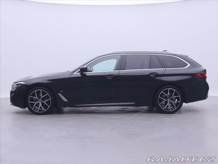 BMW 5 3,0 530d xDrive AT Tourin 2021