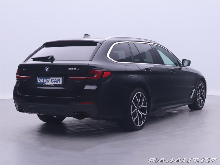 BMW 5 3,0 530d xDrive AT Tourin 2021