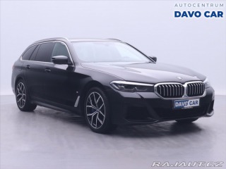 BMW 5 3,0 530d xDrive AT Tourin 2021