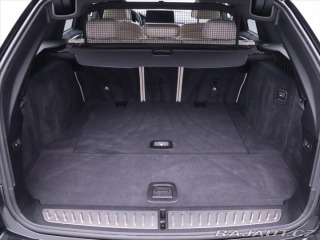 BMW 5 3,0 530d xDrive AT Tourin 2021