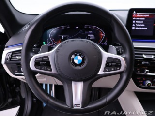 BMW 5 3,0 530d xDrive AT Tourin 2021