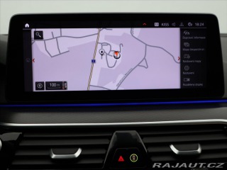 BMW 5 3,0 530d xDrive AT Tourin 2021