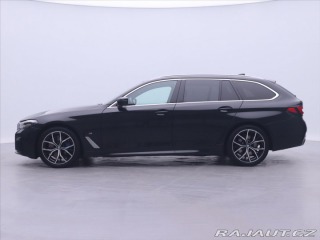 BMW 5 3,0 530d xDrive AT Tourin 2021