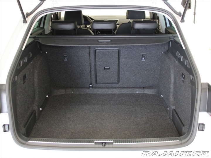 Škoda Superb 2,0 TDi DSG Style ACC 1.m 2022