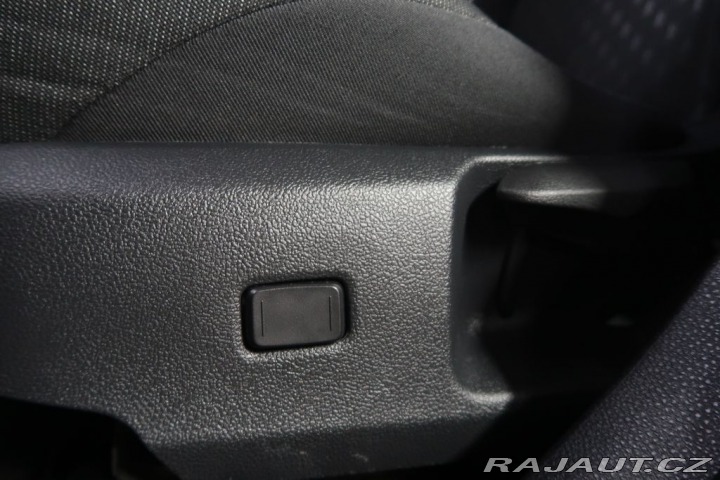 Toyota Corolla 2.0Hybrid,CZ,1Maj,Comfort 2023