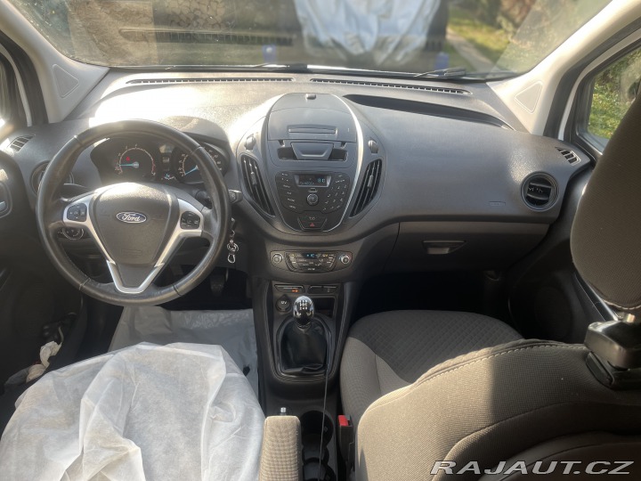 Ford Tourneo Courier osobní 2016