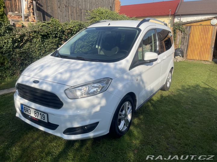 Ford Tourneo Courier osobní 2016