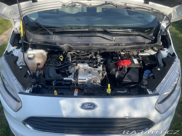 Ford Tourneo Courier osobní 2016