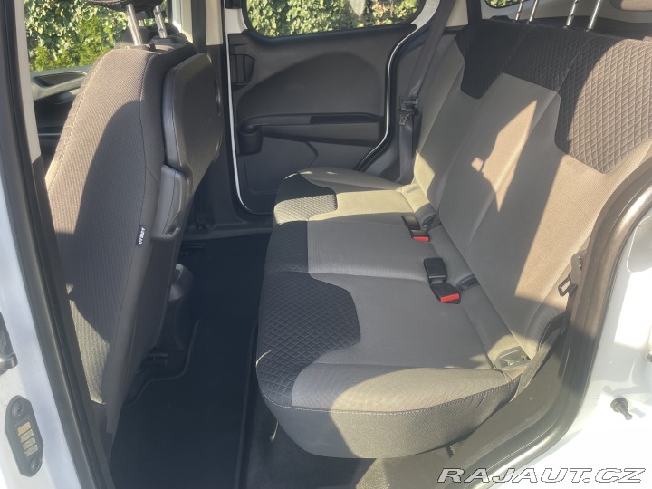 Ford Tourneo Courier osobní 2016