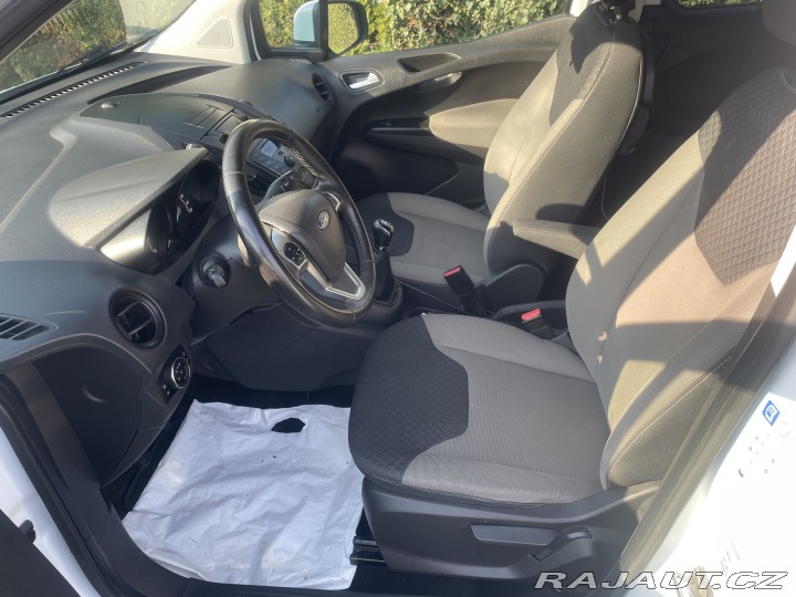 Ford Tourneo Courier osobní 2016