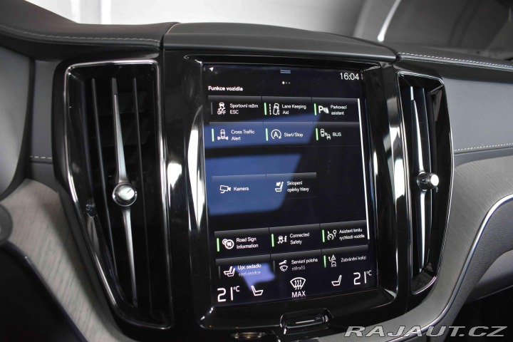 Volvo XC60 B4 AWD INSCRIPTION*DPH*ČR 2021