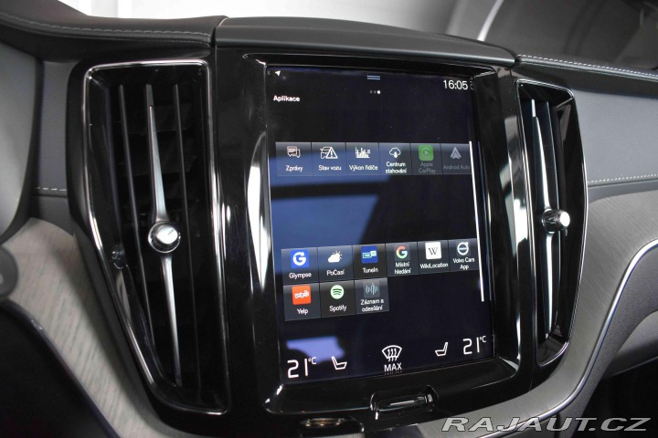 Volvo XC60 B4 AWD*REZERVACE* 2021