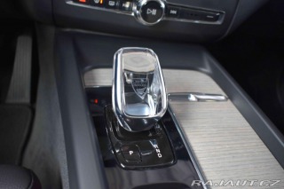 Volvo XC60 B4 AWD INSCRIPTION*DPH*ČR 2021