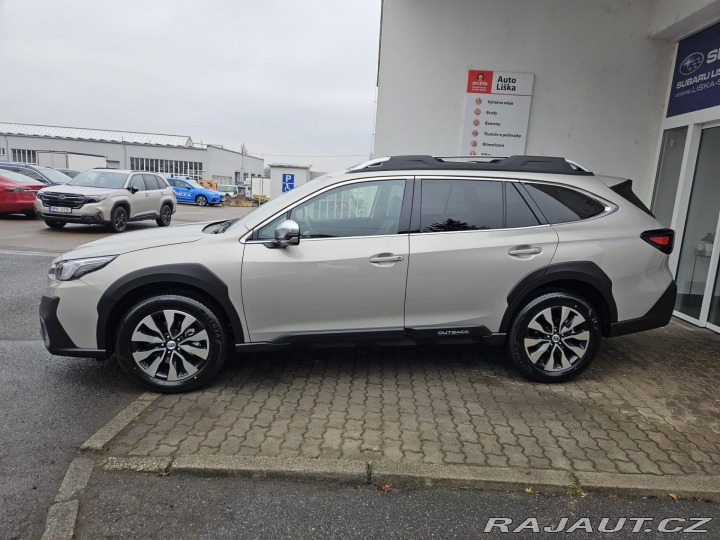 Subaru Outback 2,5 CVT Touring MY25 - CZ 2025