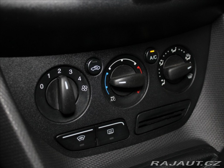 Ford Transit Connect 1,6 TDCi 70kW KLIMA TAŽNÉ 2014