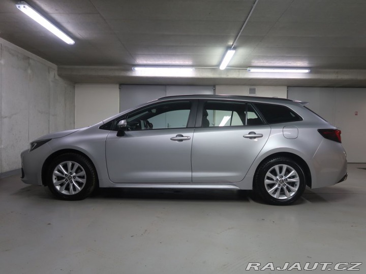 Toyota Corolla 2.0Hybrid,CZ,1Maj,Comfort 2023