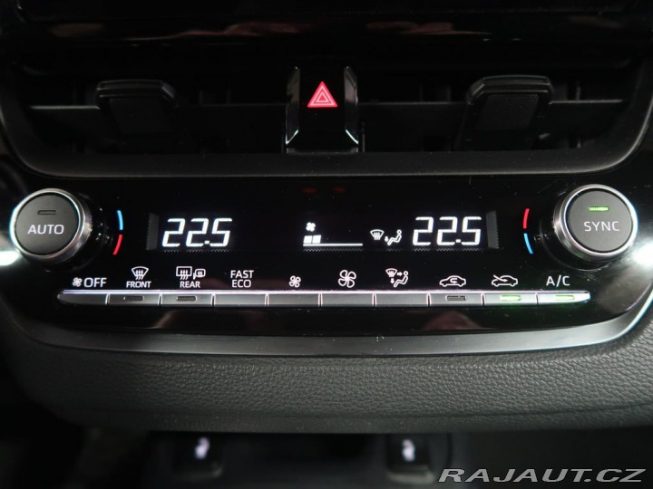 Toyota Corolla 1.8Hybrid,CZ,ActivBusines 2024