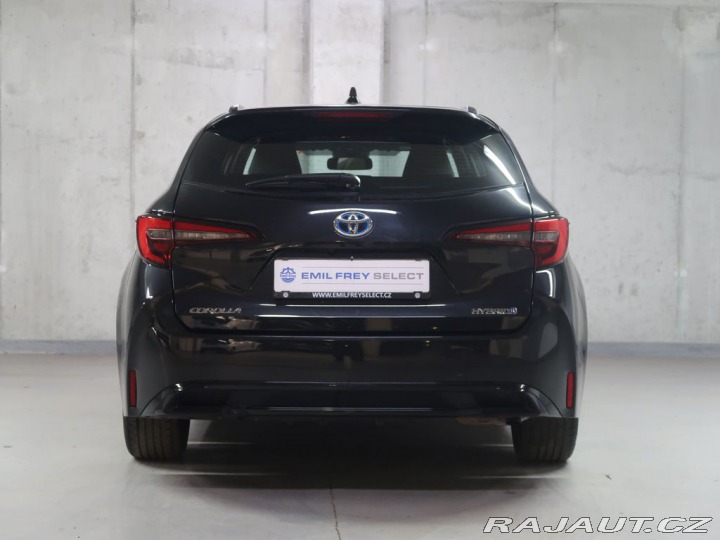 Toyota Corolla 1.8Hybrid,CZ,ActivBusines 2024