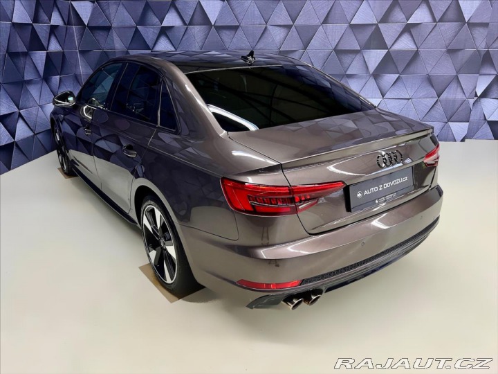 Audi A4 3,0 TDI QUATTRO S-LINE, N 2016