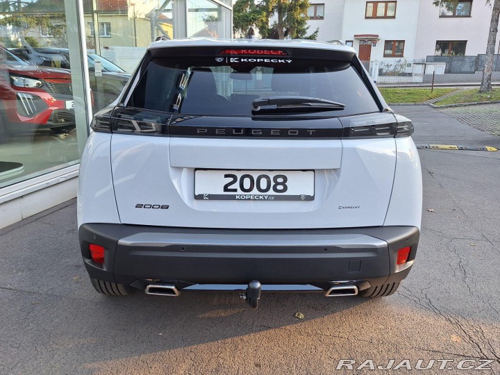 Peugeot 2008 ALLURE 1.2 PT 130K EAT8 2025