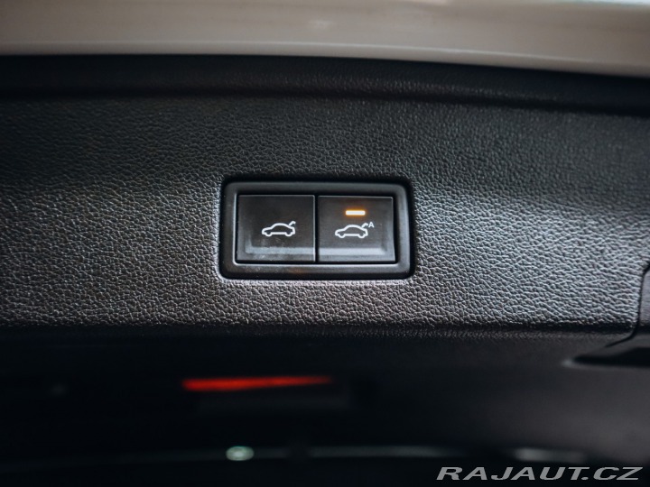 Volkswagen Touareg 3.0TDI V6 R-line 210 kW * 2018