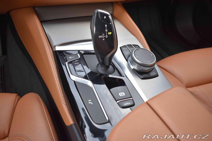 BMW 5 530d 4x4 ///MSPORT*SERVIS 2018