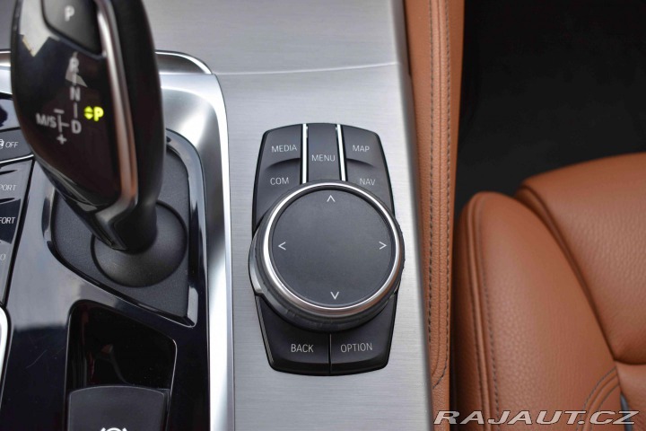 BMW 5 530d xD*REZERVACE* 2018
