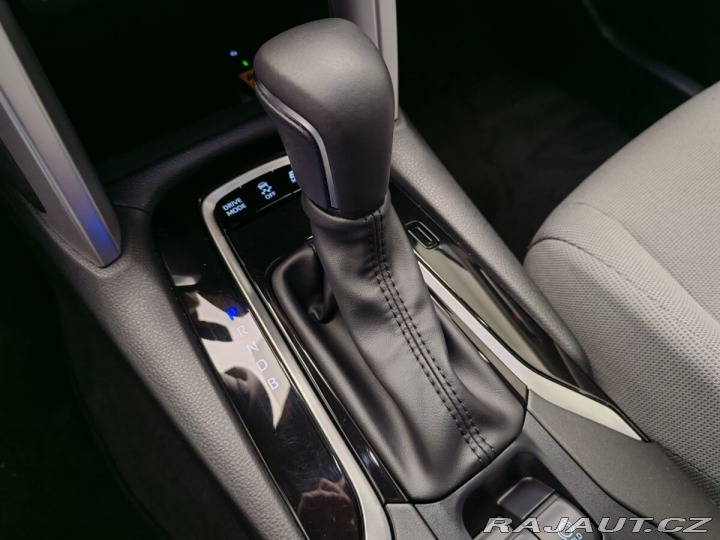 Toyota Corolla Cross 1.8 Hybrid Comfort Busine 2024